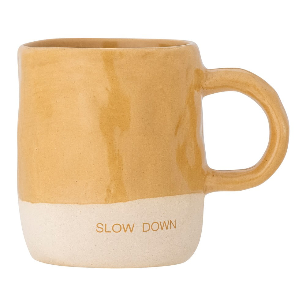 Hrnček z kameniny v horčicovej farbe 335 ml Neo – Bloomingville