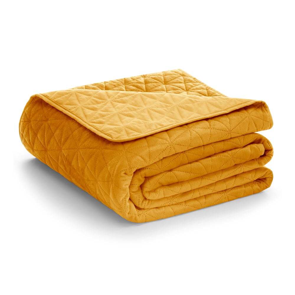 Žltý zamatový prešívaný pléd 260x280 cm Laila – AmeliaHome