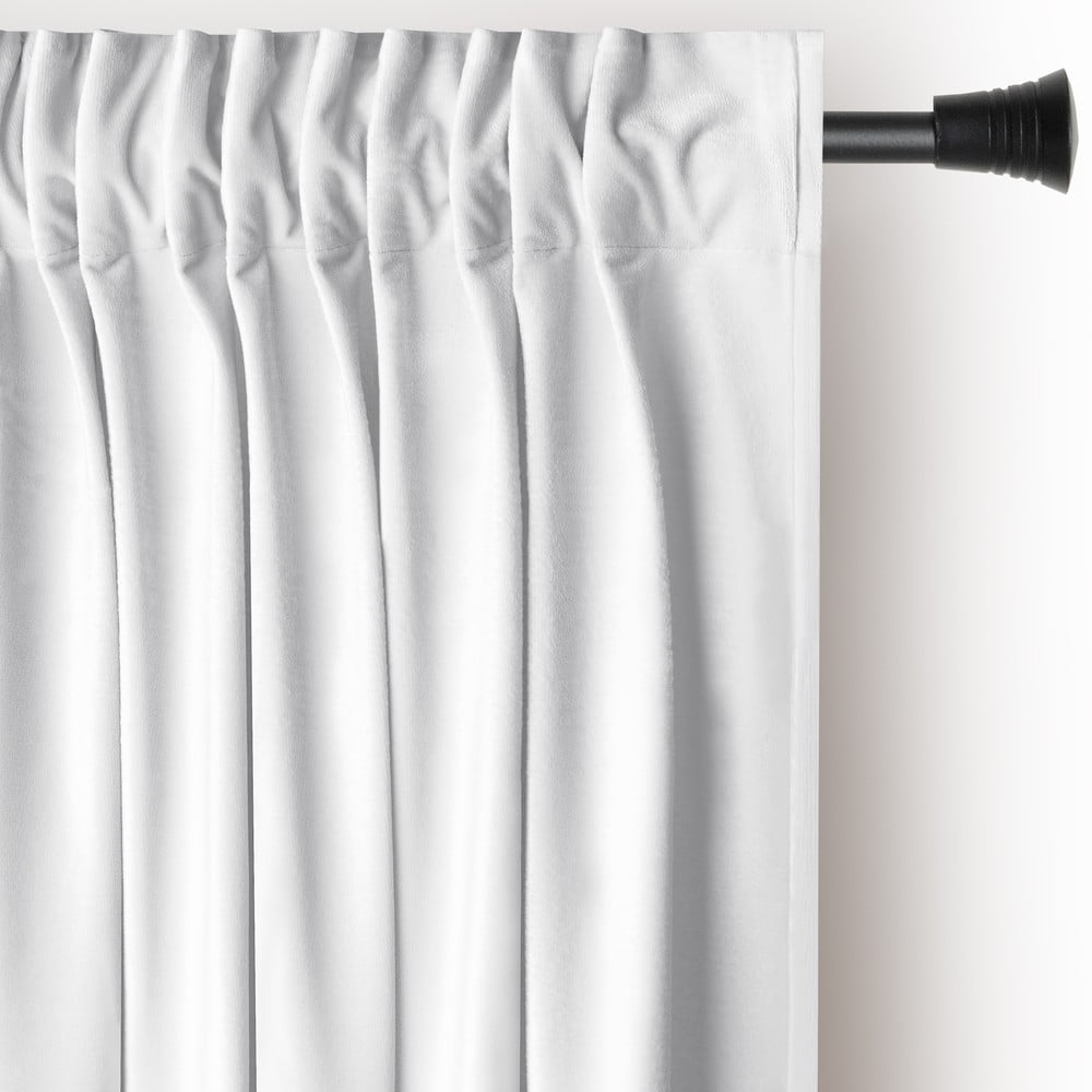 Biely zamatový dimout záves 140x245 cm Pleat – Restilo