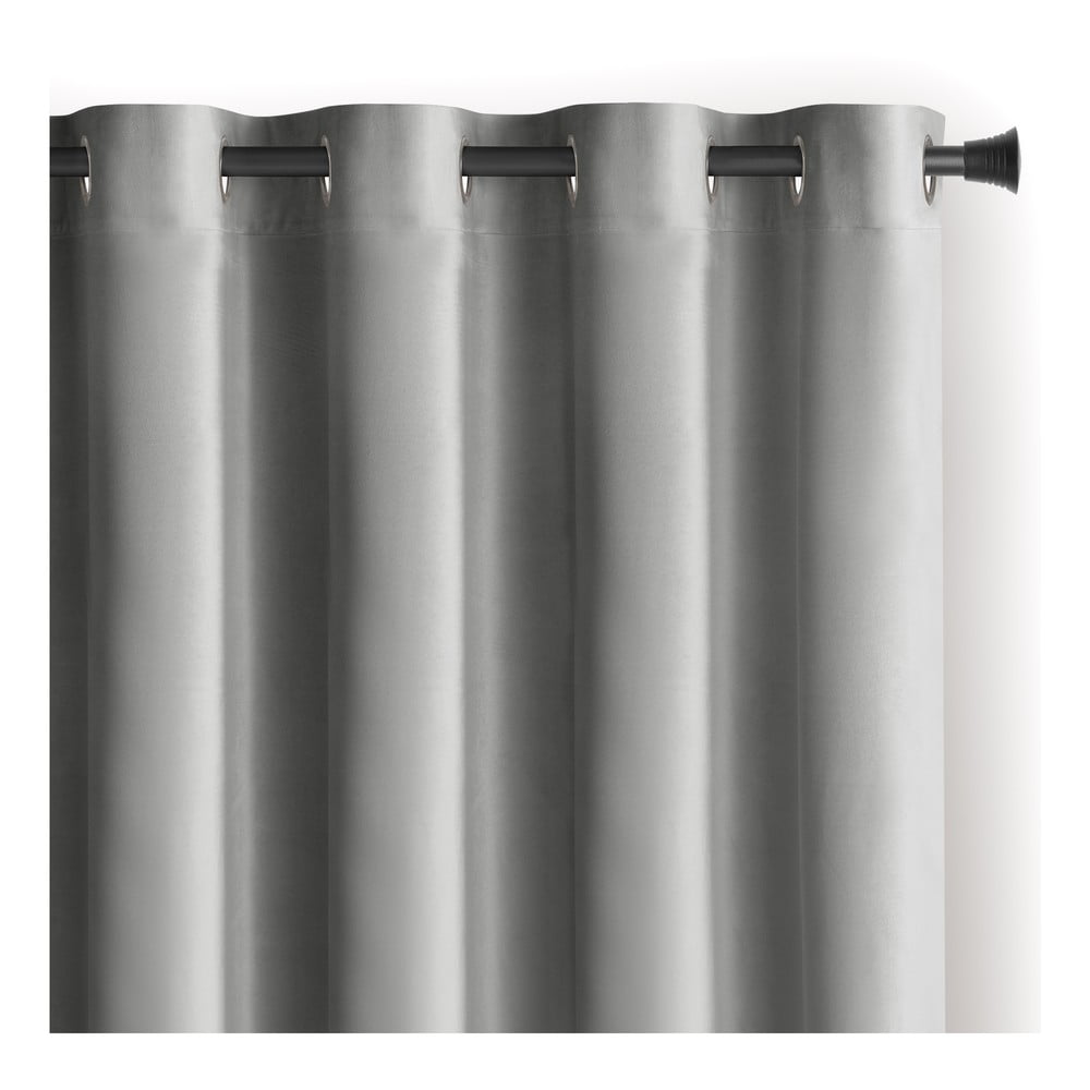 Svetlosivý zamatový dimout záves 140x245 cm Eyelets – Restilo