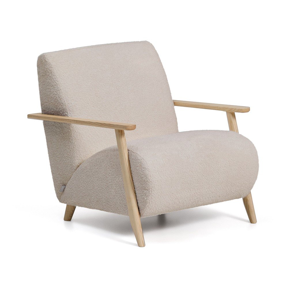 Béžové kreslo z textílie buklé Meghan – Kave Home