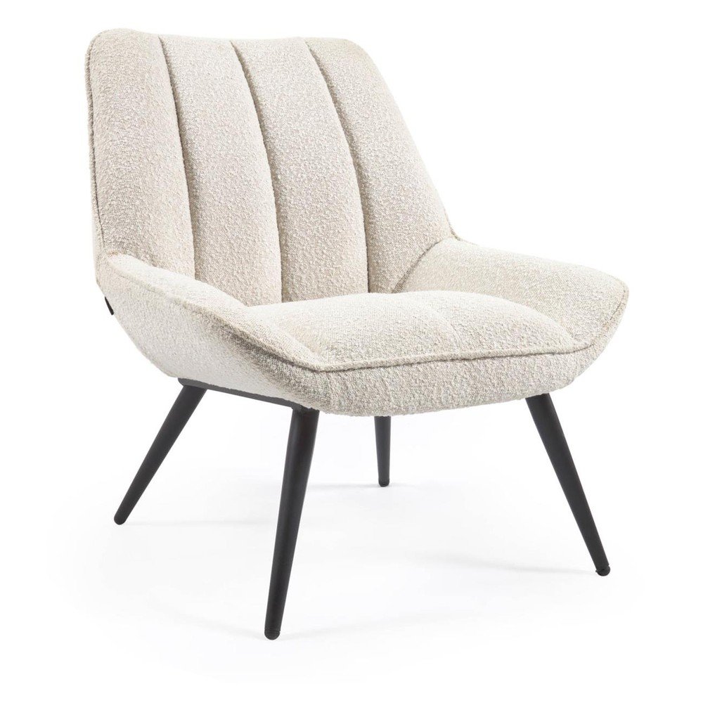 Béžové kreslo z textílie buklé Marlina – Kave Home