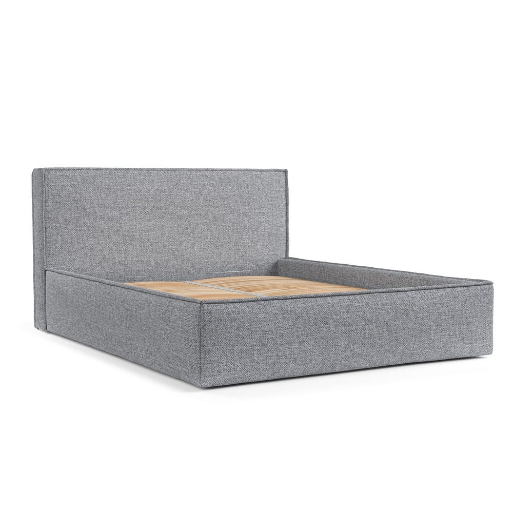 Sivá čalúnená dvojlôžková posteľ s úložným priestorom s roštom 180x200 cm Lounge L – Maison de Rêve