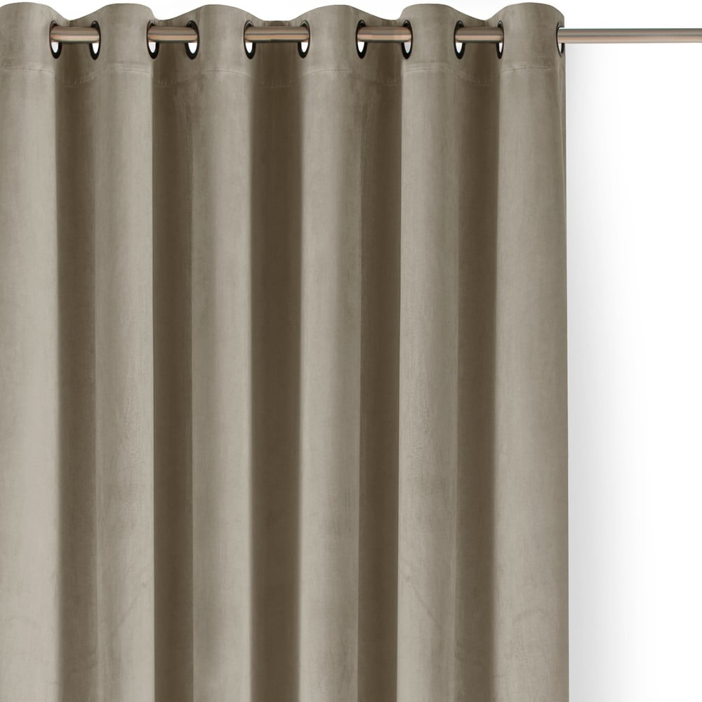 Béžový zamatový dimout záves 140x225 cm Velto – Filumi