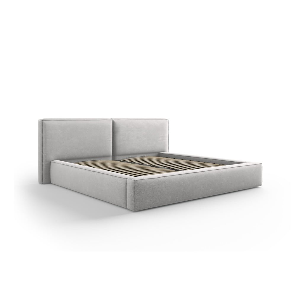 Svetlosivá čalúnená dvojlôžková posteľ s úložným priestorom a roštom 160x200 cm Arendal – Cosmopolitan Design