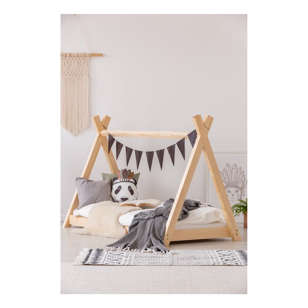 Domčeková posteľ z borovicového dreva Adeko Mila TP